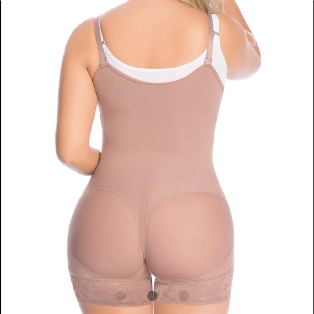 Fajate colombian made woman body shaper - Picture 2 of 4